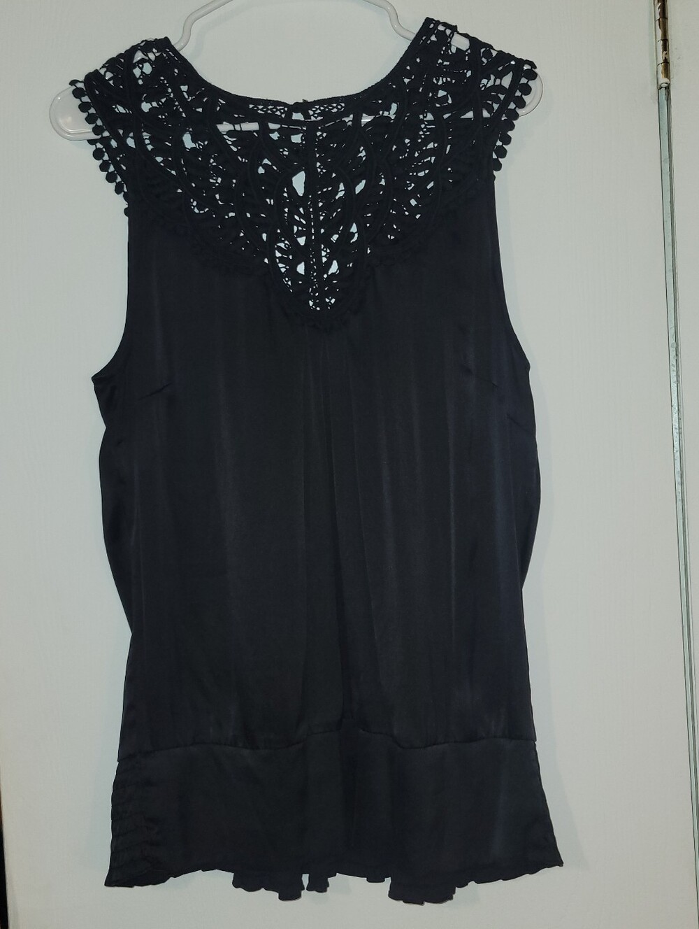 Cachè Black Crochet Silk Blend Sleeveless Women's Evening Top